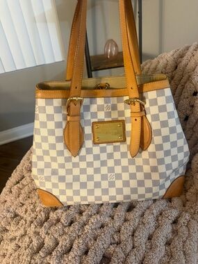 Louis Vuitton Cream and Tan Damier Azur Tote